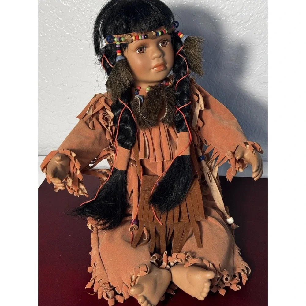 Southwestern NATIVE American Girl porcelain doll, Sz 16in/12in Seated
